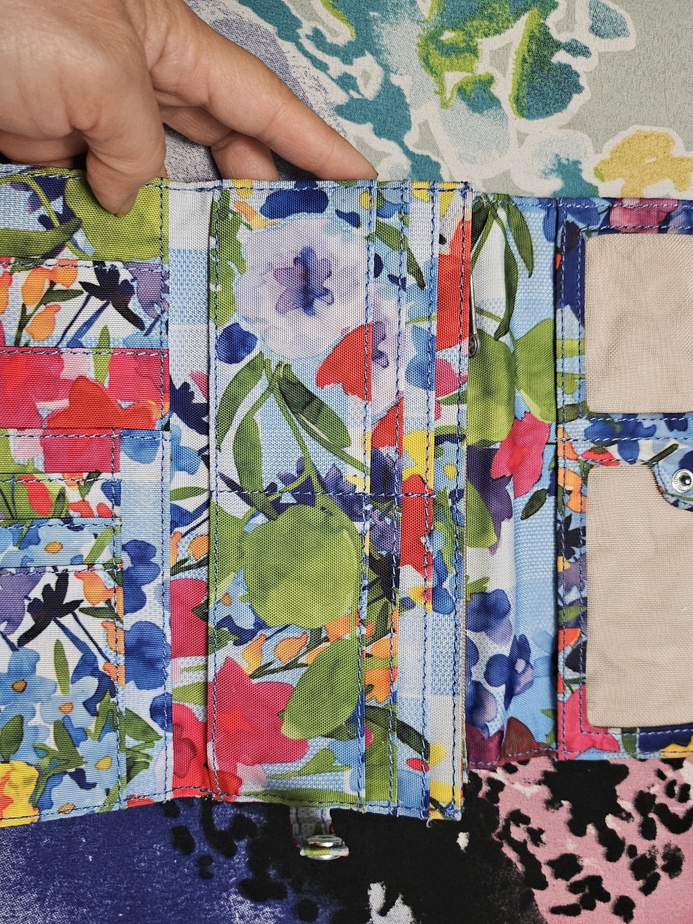 Kipling Floral Blue Multi Trifold Wallet - Picture 3 of 8